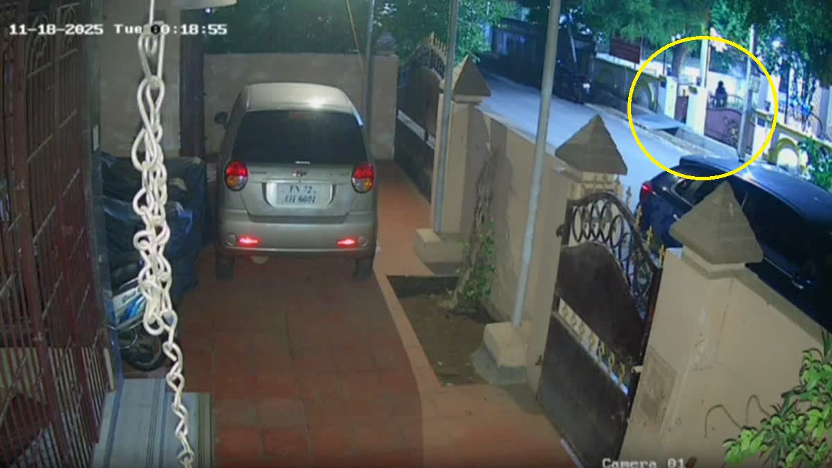 ''தீயணைப்பு துறை அலுவலகத்தில் அதிகாலையில் நடமாடிய மர்ம நபர்'' - துணை இயக்குநர் பரபரப்பு குற்றச்சாட்டு!