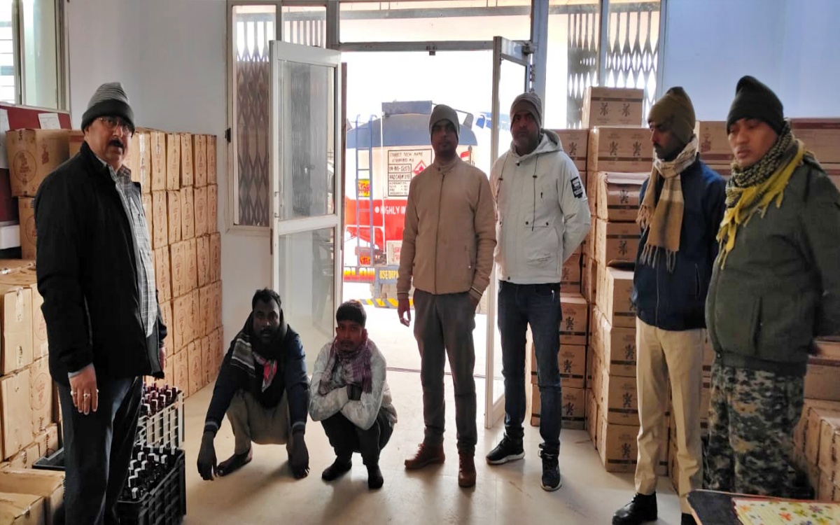 LIQUOR RECOVERED FROM OIL TANKER