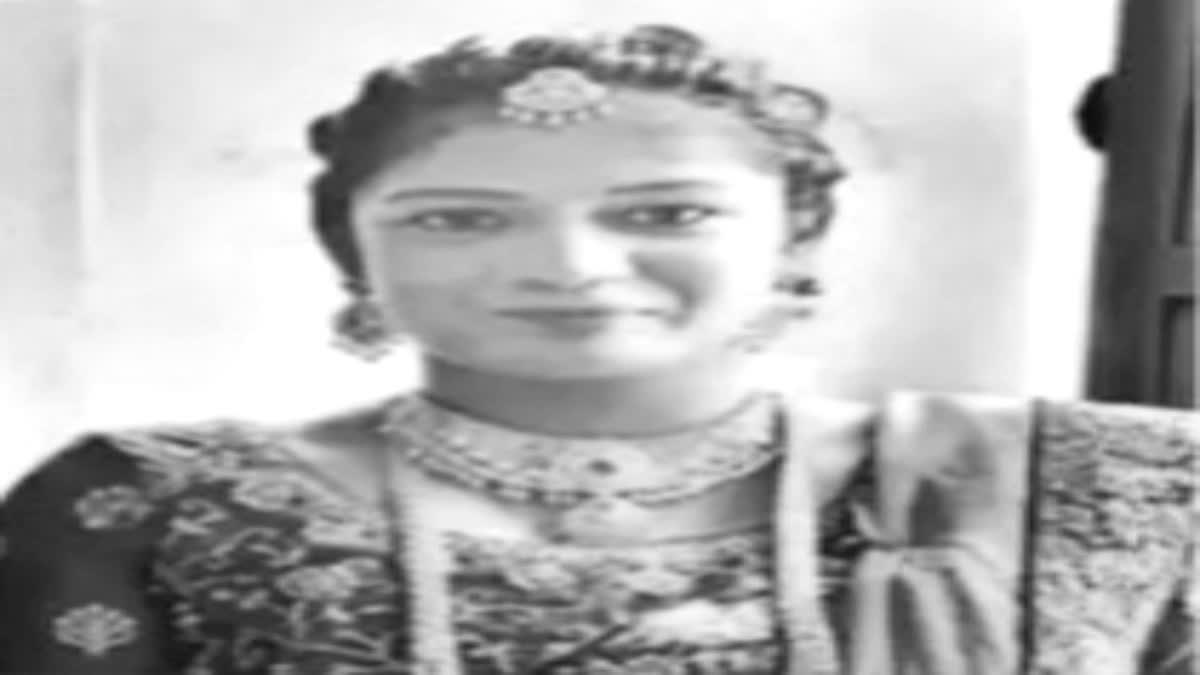 வரதட்சணை கொடுமையால் ஆசிரியை எடுத்த விபரீத முடிவு; விழுப்புரத்தில் சோகம்