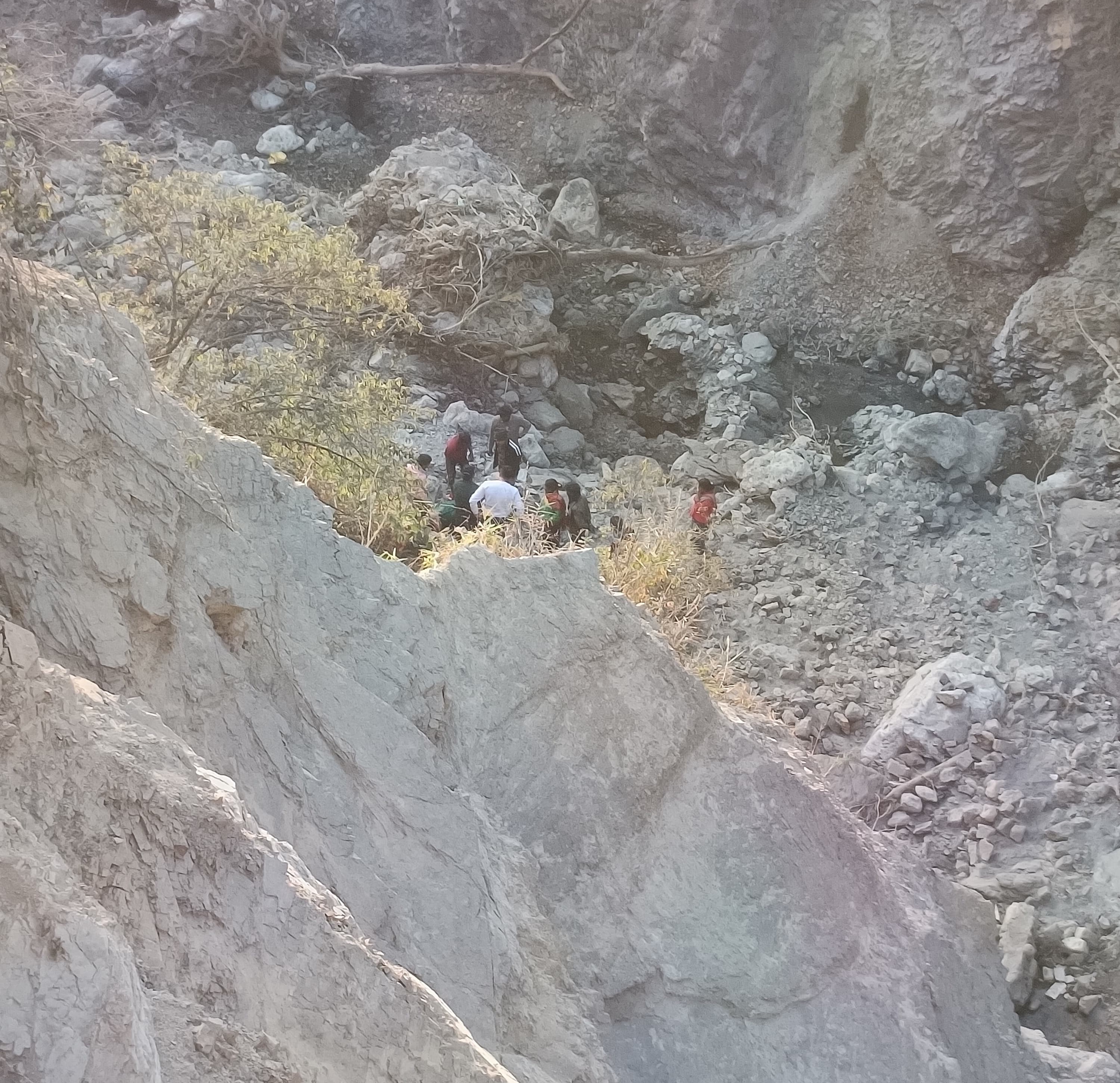 MUSSOORIE YOUTH FELL INTO DITCH