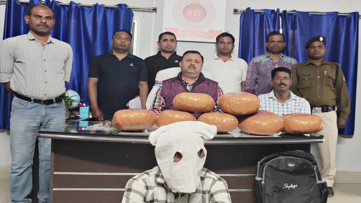 Ganja seized at Hatia station