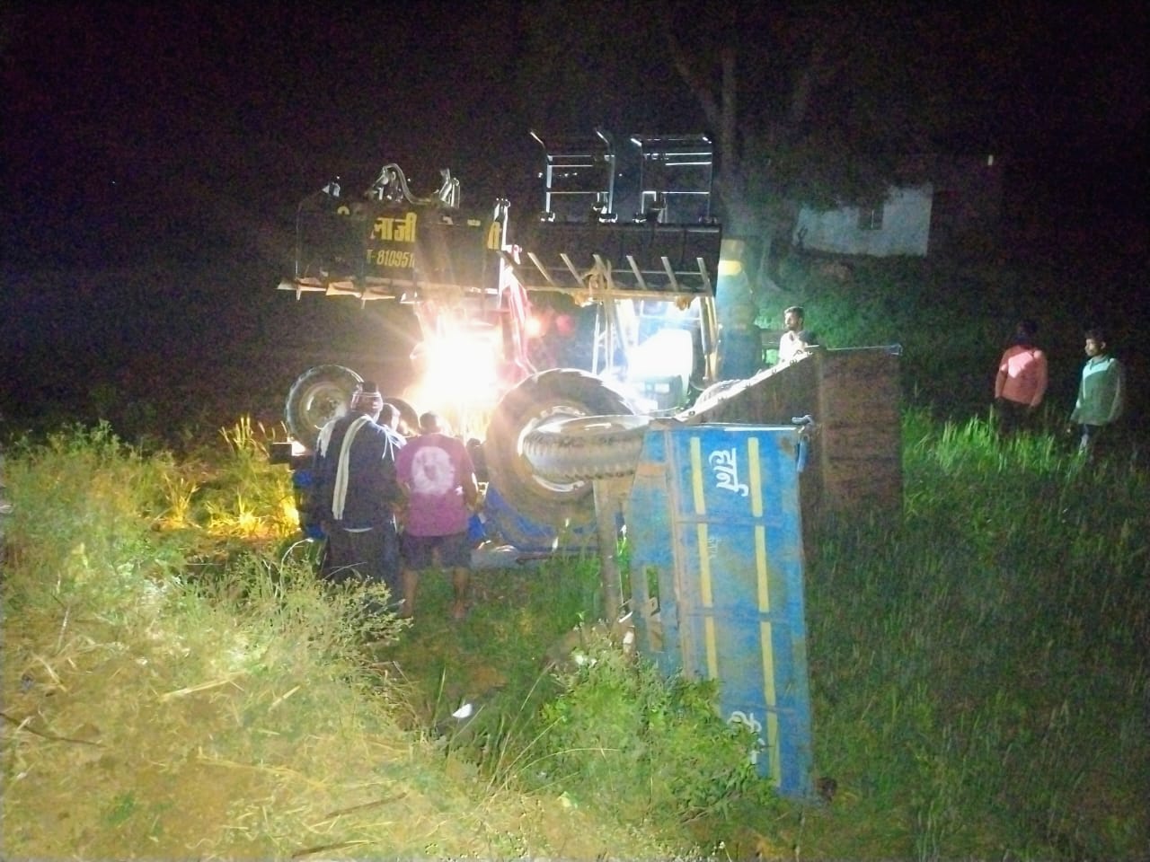 tractor overturn