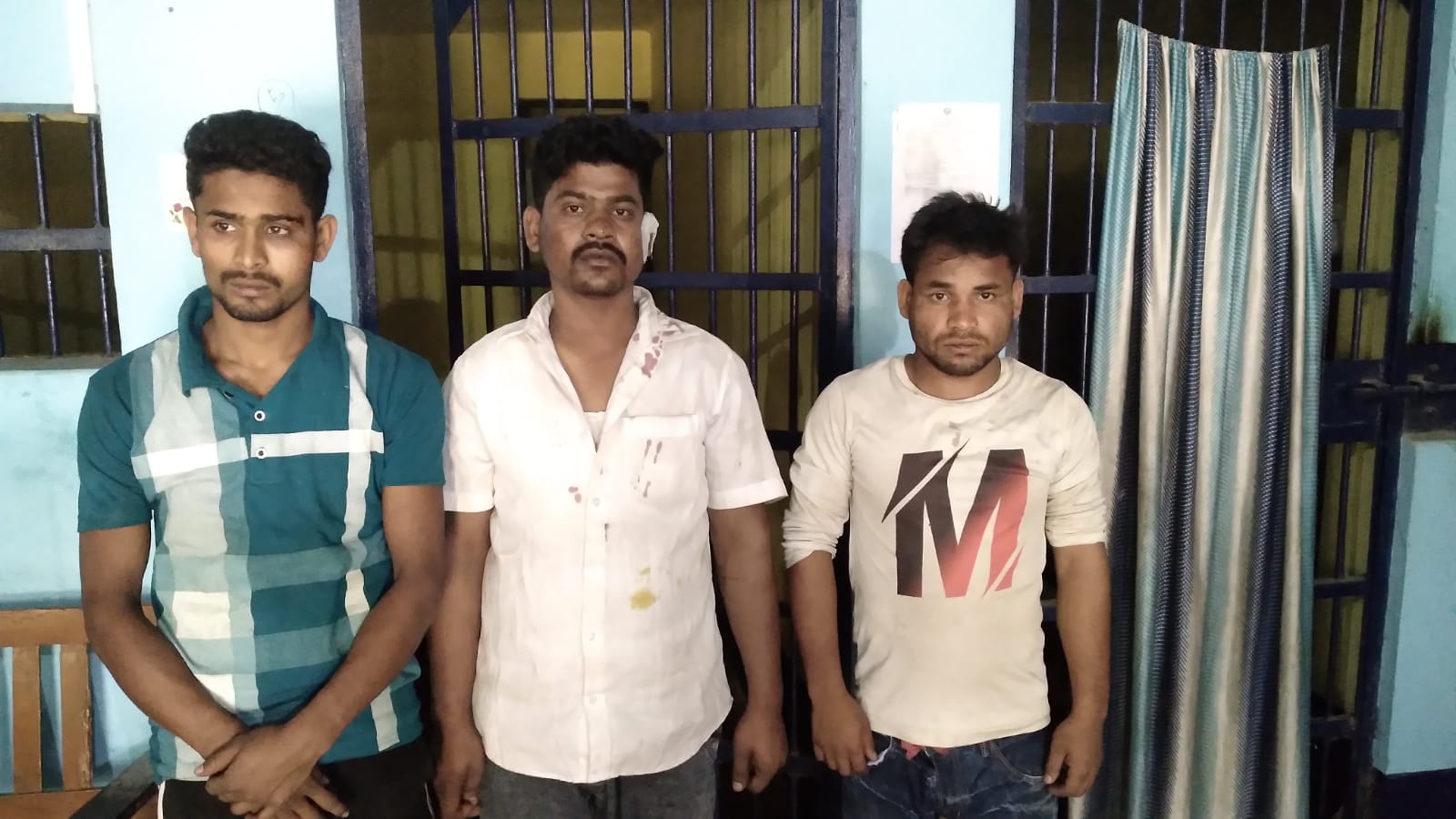 angry people burnt two vehicle on suspicion of stealing cows in morigaon