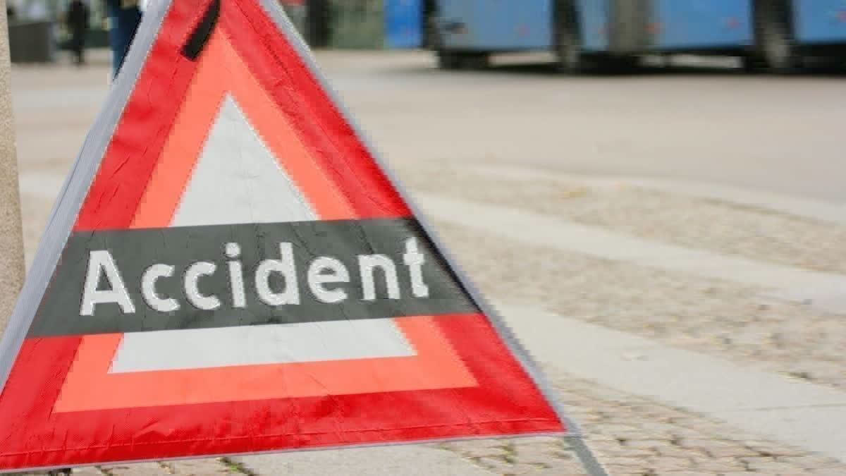16 People Killed As Van Plunges Into Ravine In Pakistan 16 People Killed As Van Plunges Into Ravine In Pakistan