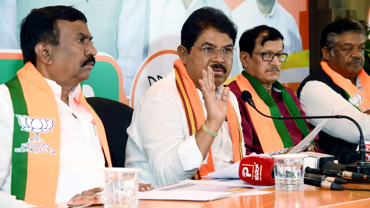 BJP Alleges Karnataka's Original Caste Census Report 'Missing' Leader of Opposition in the Karnataka Assembly R Ashoka called for a judicial probe into the caste census, saying the original report was missing.