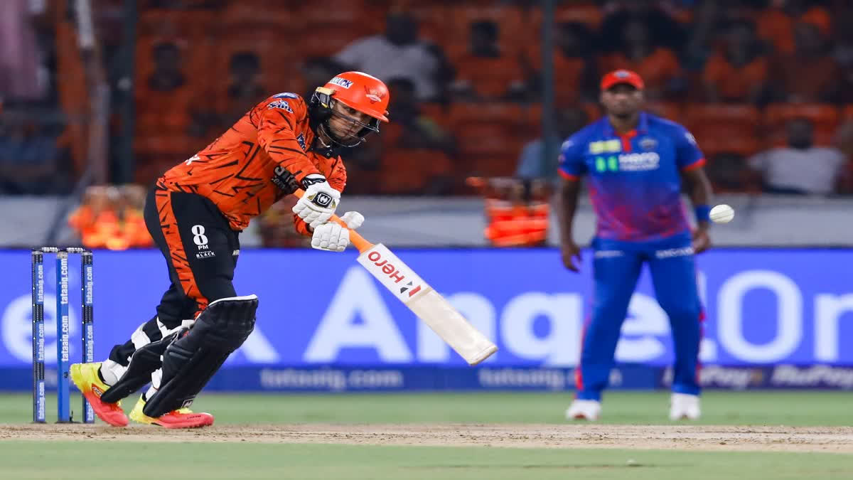 ipl 2026 srh vs dc thanks to abhishek sharma century srh defeated dc by 47 runs Urdu News