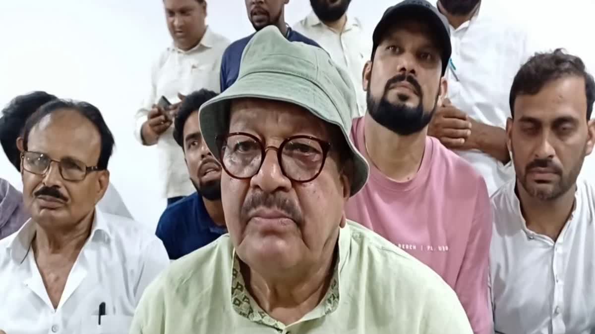 Former MP Furkan Ansari targeted Babulal Marandi in Jamtara