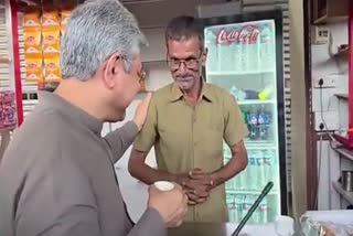 चाय पीते अश्विनी वैष्णव