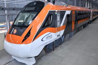 વંદે ભારત ટ્રેનની તસવીર