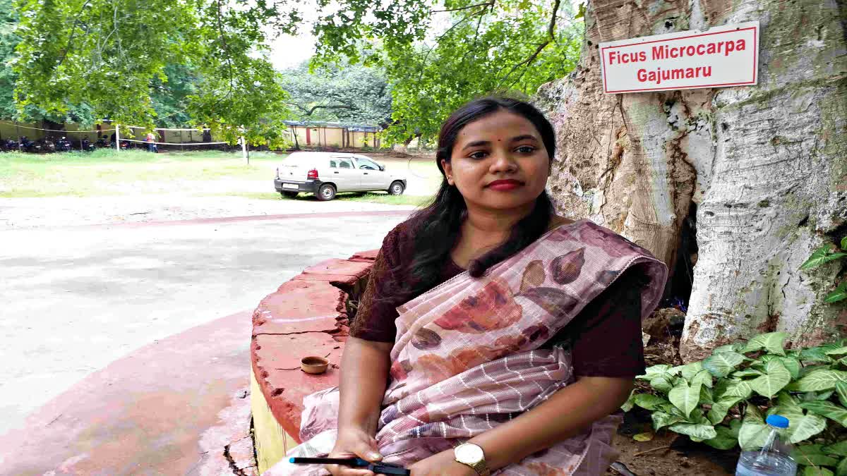 Sahitya Akademi Yuva Puraskar award Jharkhand poet Parvati Tirkey exclusive interview with ETV Bharat