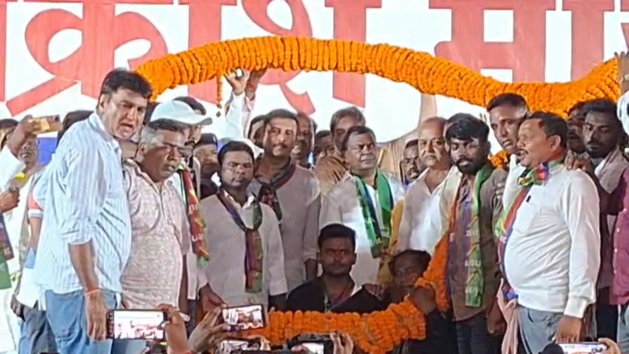 Rally for foundation day celebration of AJSU Party held in Dhanbad