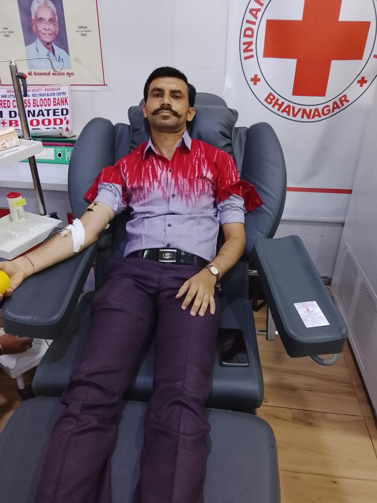 વ્યક્તિના શરીરમાં 5 થી 6 લીટર રક્ત આવેલું હોય છે