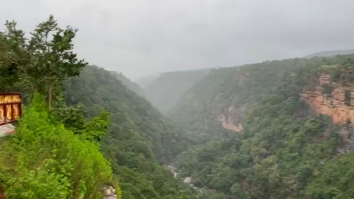 GLASS BRIDGE IN KAIMUR