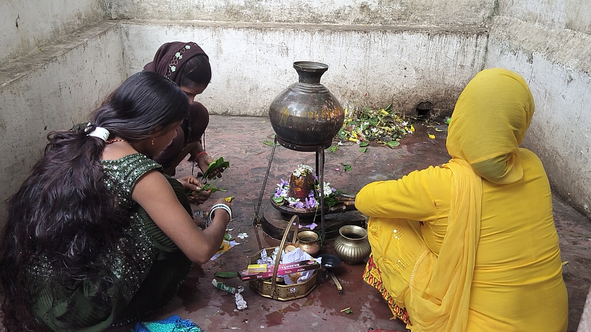 PRIMARY SCHOOL IN TEMPLE
