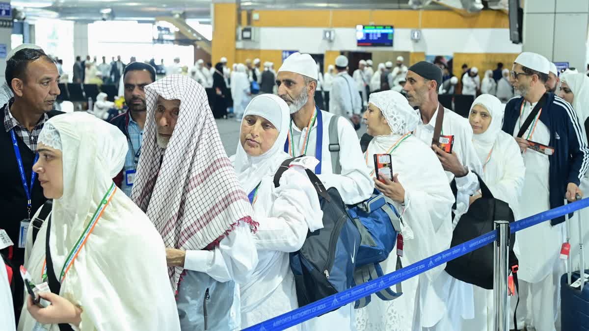 Hajj pilgrims depart for Mecca from Sheikh-ul-Alam International Airport, Srinagar