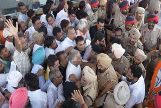 sunil-kumar-jakhar-taken-into-police-custody