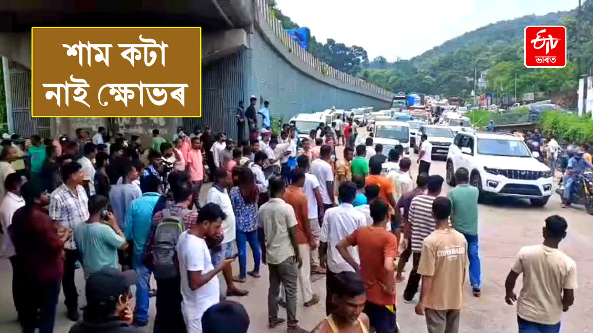 Protesters confronted the convoy of Meghalaya's Deputy Chief Minister and Chief Secretary in Jorabat