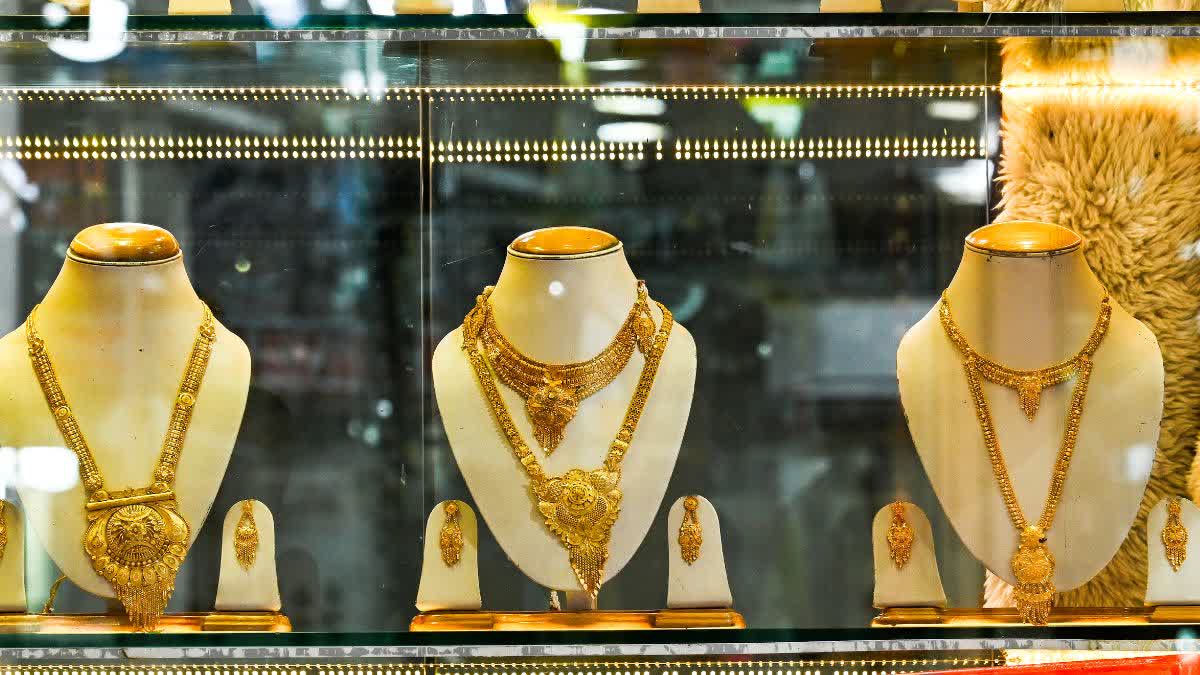 Last week, gold prices increased by 5.13 per cent.