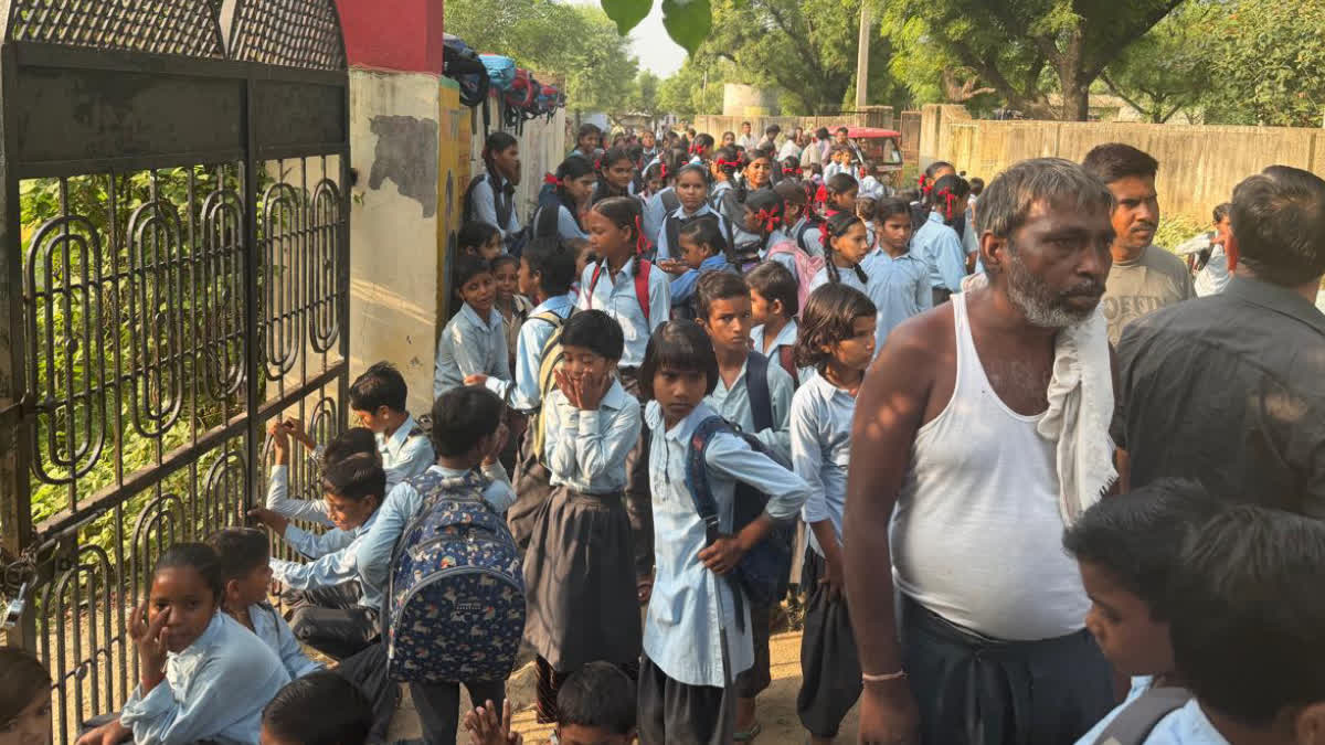 Rajasthan School Locked Over Staff Shortage, Education Department Sends Two  Teachers After Villagers Protest