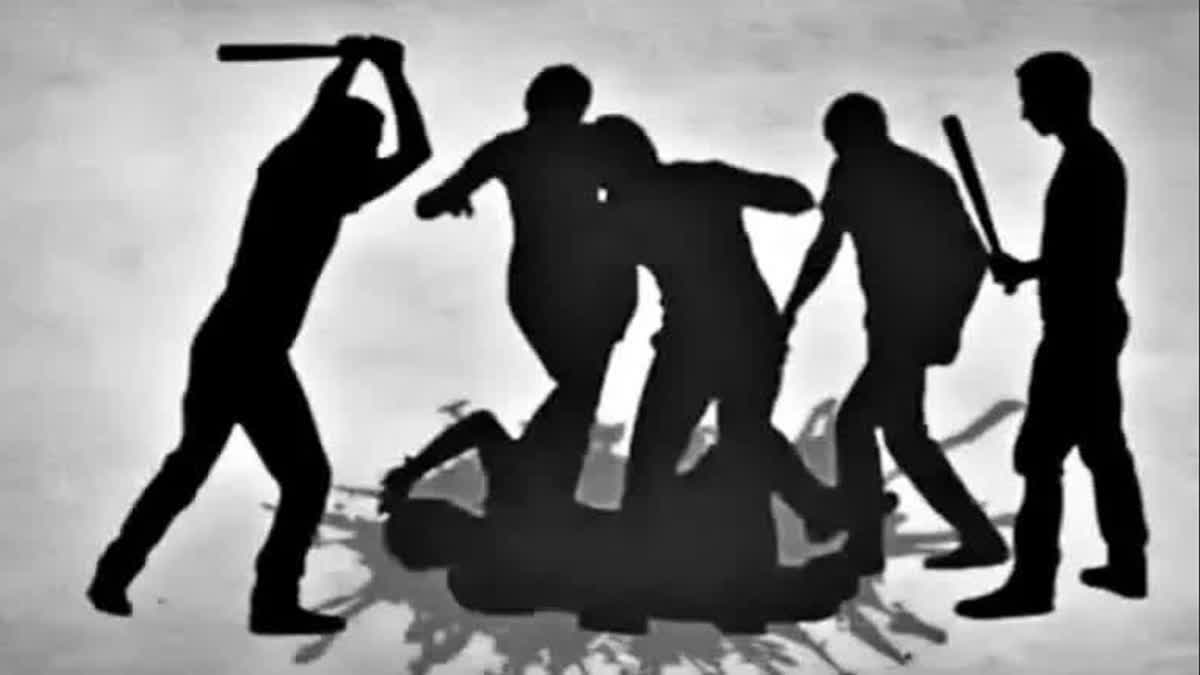 ASI injured in attack by villagers on police team in Godda