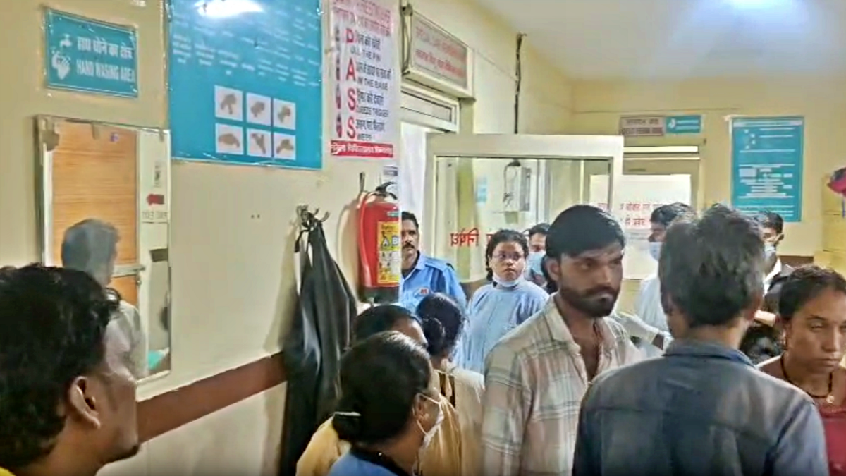Fire breaks out in a warmer machine at Chhindwara Hospital in Madhya Pradesh