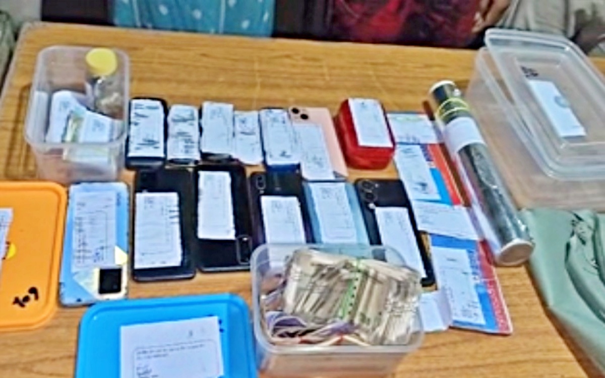 SMACK SMUGGLING IN KATIHAR