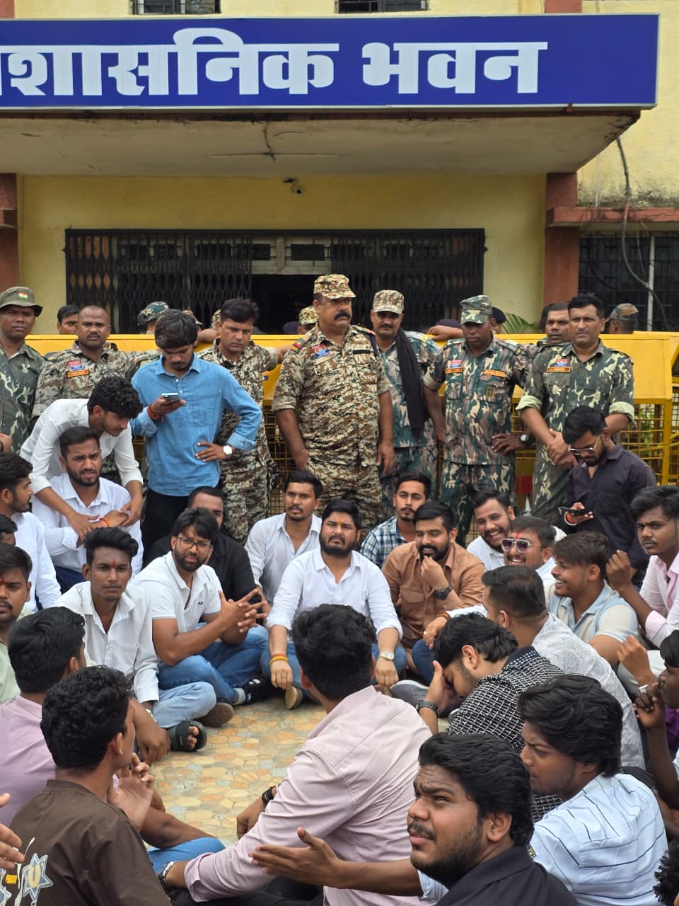 IGKV Paper Leak NSUI Protest