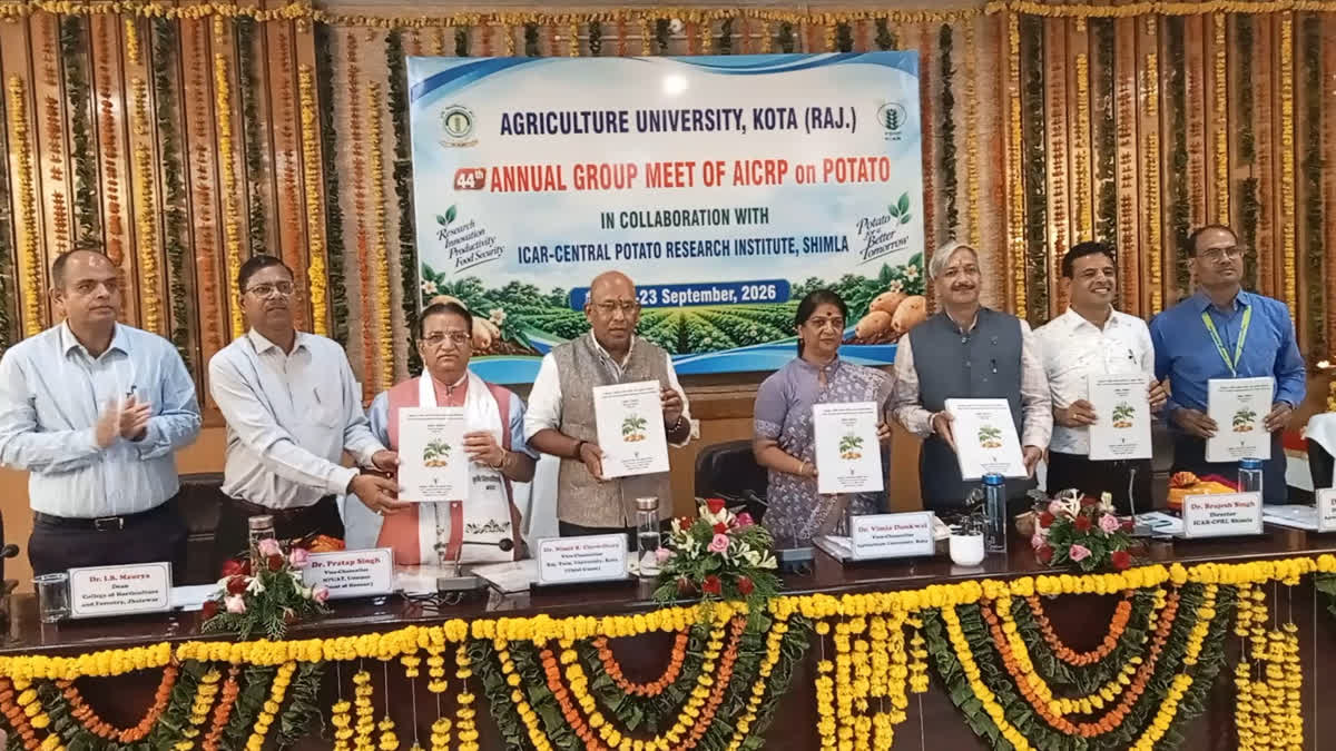 Guests and experts present at the annual meeting of potato research