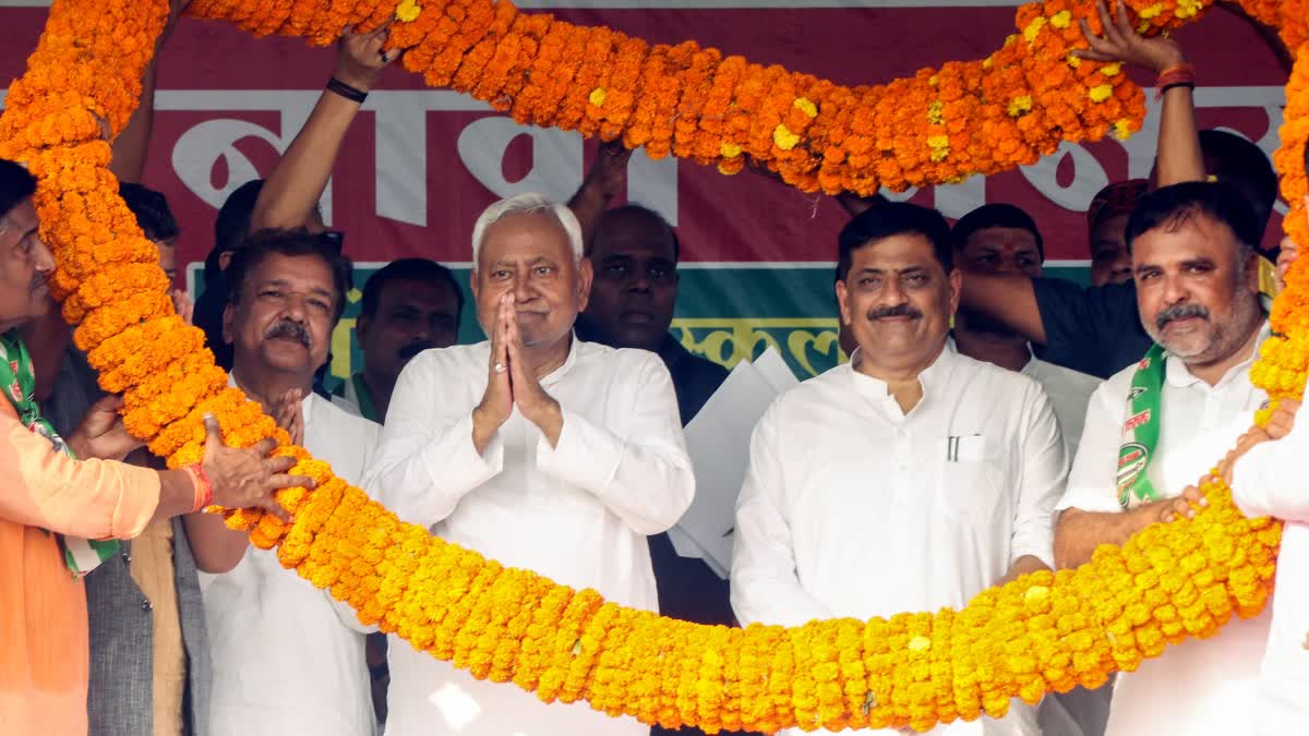 Bihar election 2025 RJD and JDU focus on caste-based political strategies BJP on freebies