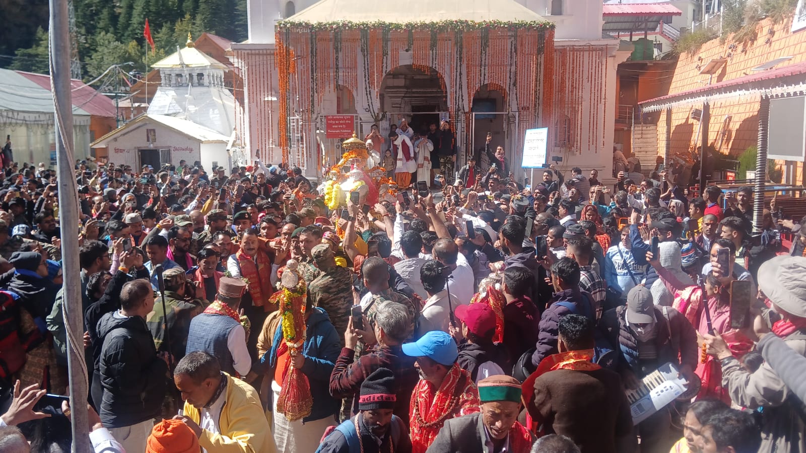 GANGOTRI DHAM DOORS CLOSED