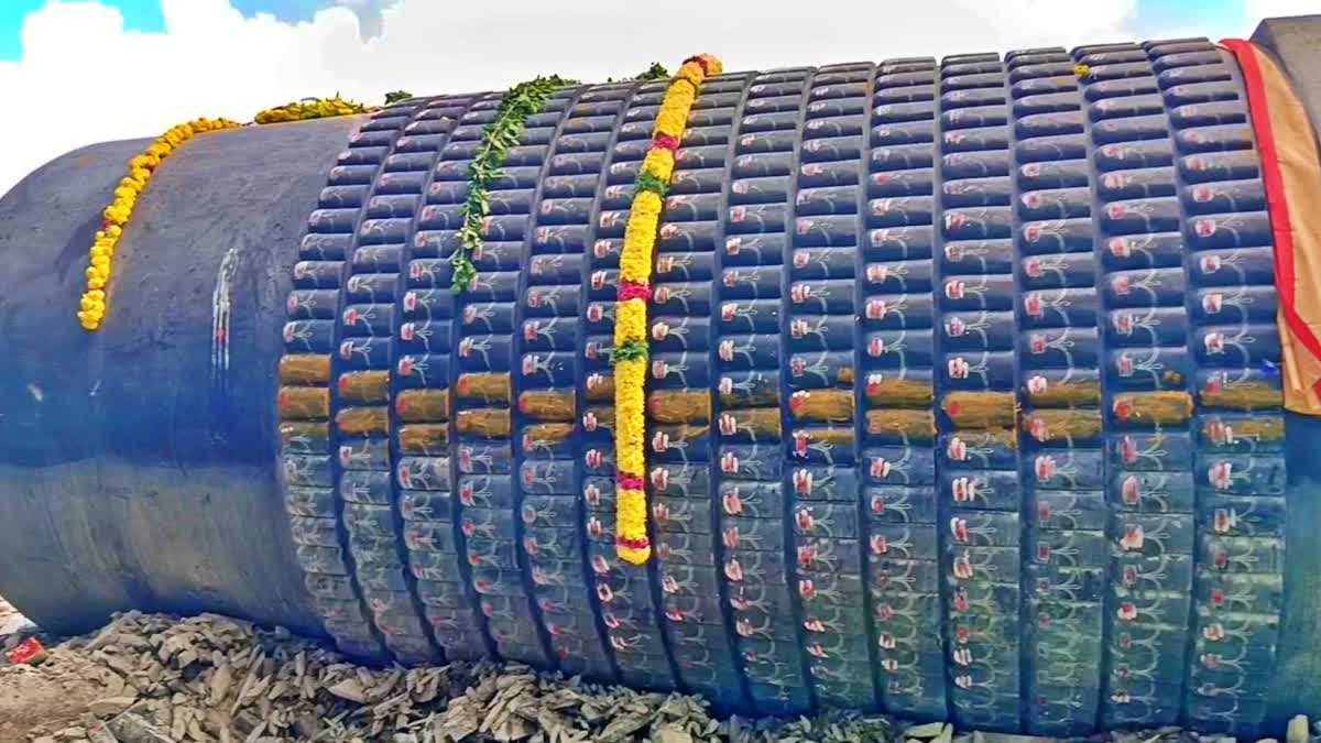 பாகுபலி லிங்கத்துக்கு டஃப் கொடுக்கும் சகஸ்ரலிங்கம்! காடு, மலை கடந்து பீகார் செல்கிறது!