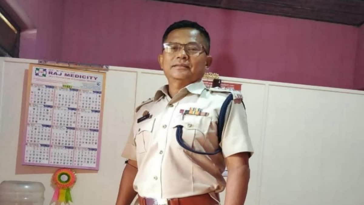 NEPHEW SHOOTS DEAD RETIRED COP