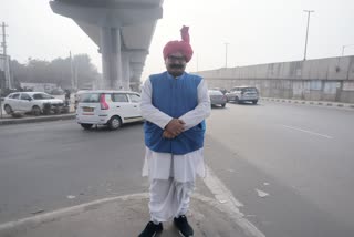 Traffic Police Sub Inspector Virendra Balhara popularly known as Traffic Tau had an exclusive conversation with ETV Bharat