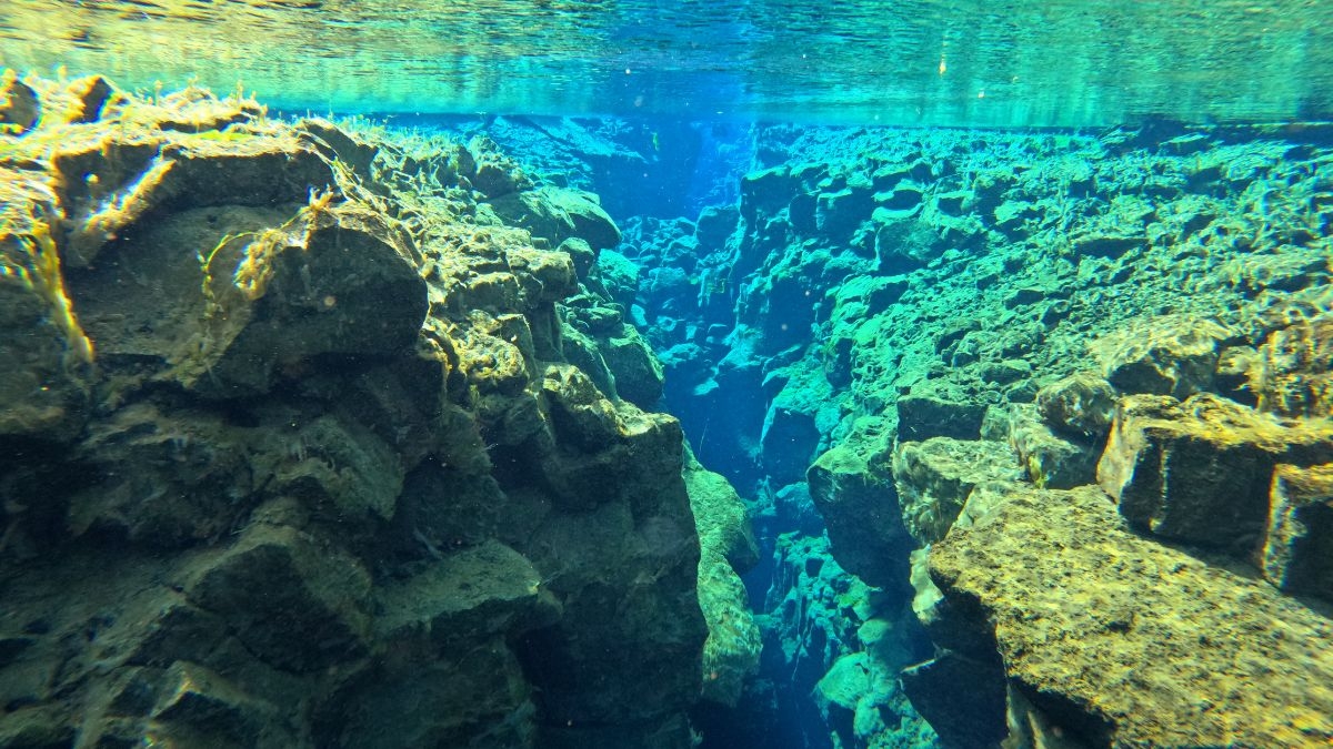 tectonic-shifts-not-volcanoes-drove-earth-icehouse-greenhouse-climate-transitions-study