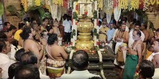 சமயபுரம் மாரியம்மன் கோயிலில் தைப்பூச திருவிழா கொடியேற்றம்