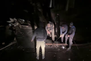 تیز آندھی سے وادی کشمیر میں پورا بجلی نظام درہم برہم ،محکمے نے ایڈوائزری جاری کردی