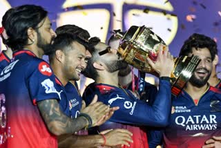 રોયલ ચેલેન્જર્સ બેંગ્લોર ટીમ