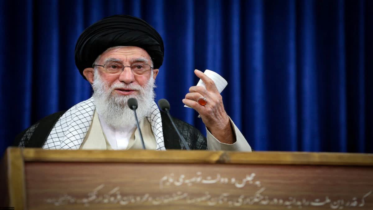 ایران کے سپریم لیڈر آیت اللہ علی خامنہ ای