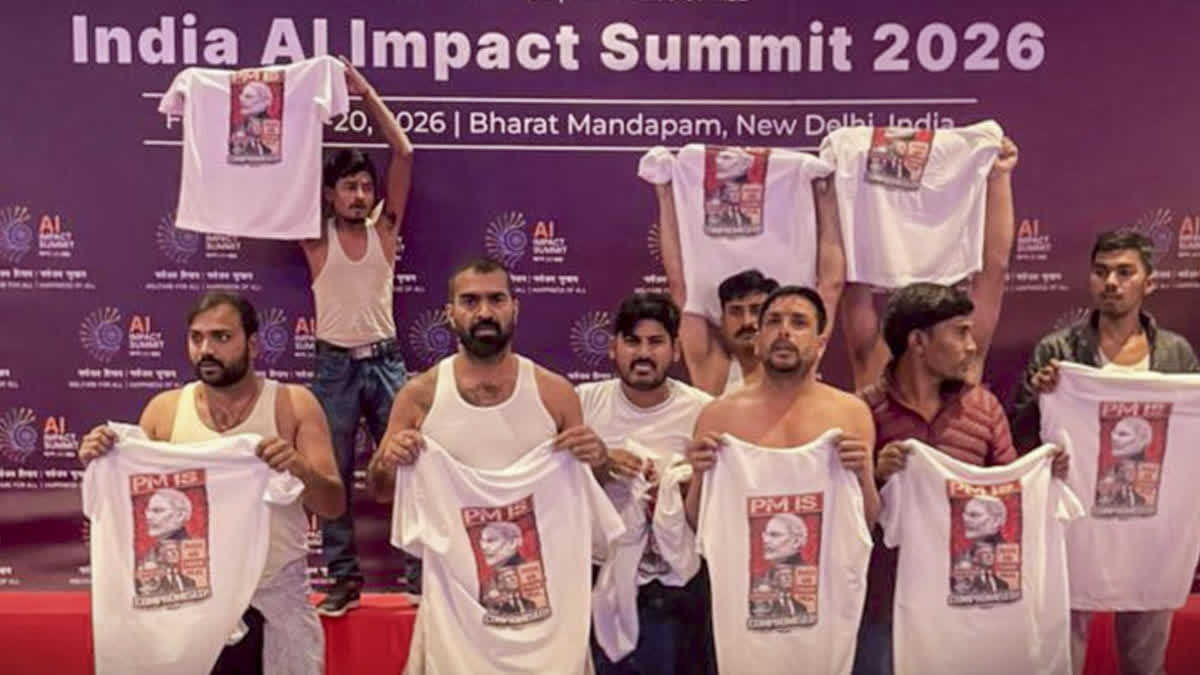 Youth Congress 'shirtless protest' at AI Summit