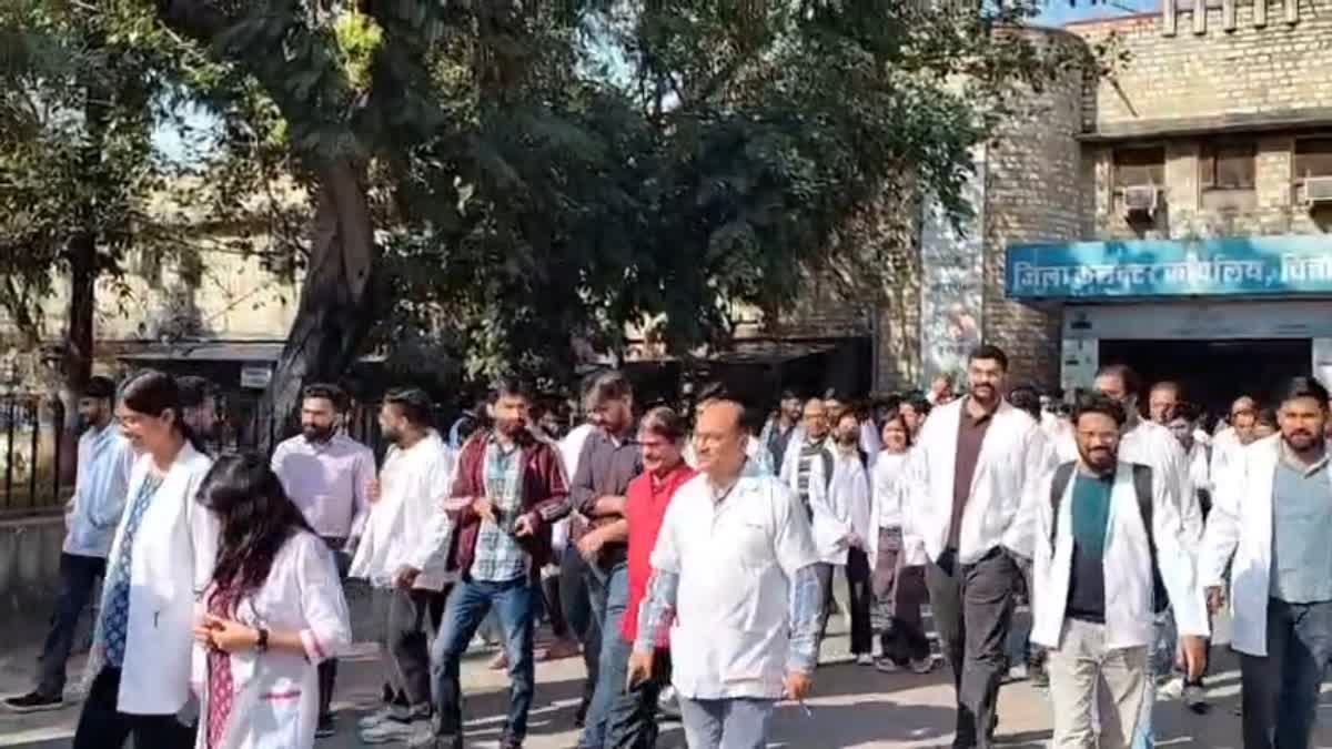 Ruckus in Chittorgarh