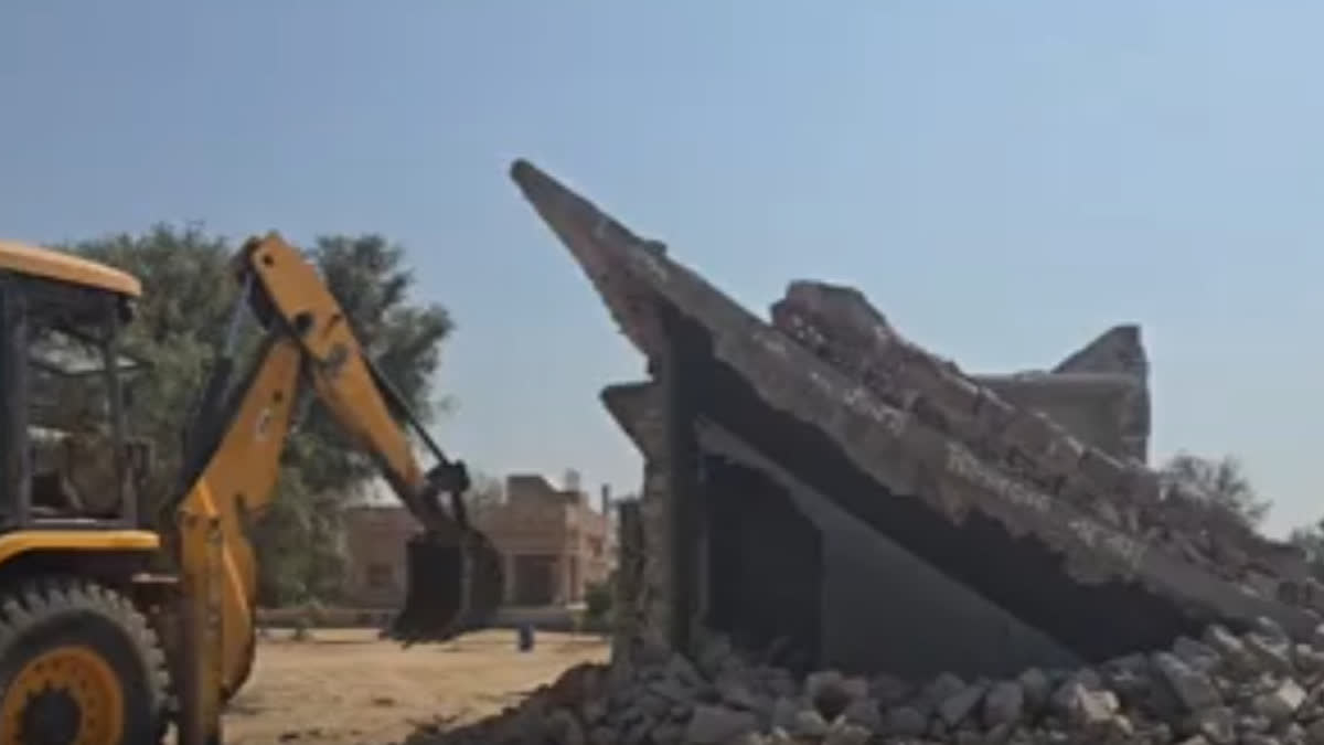 history sheeter house demolished