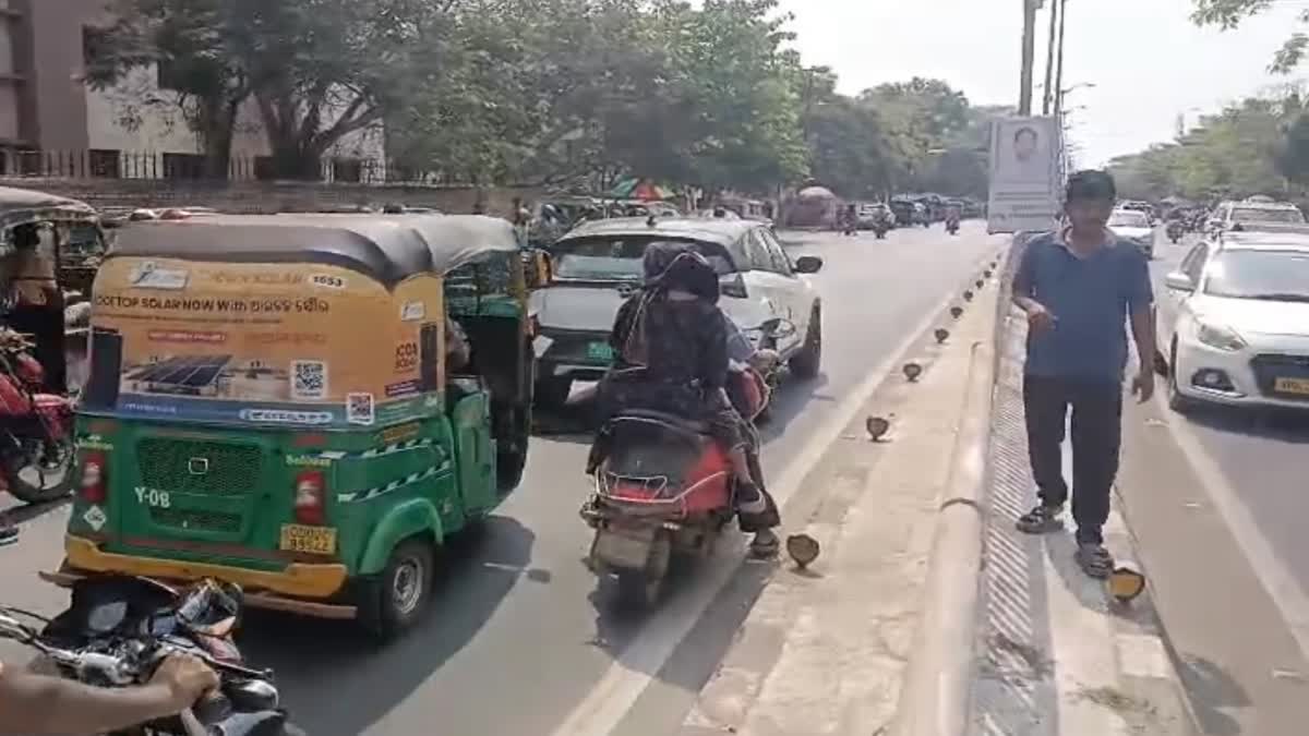 ରାଜଧାନୀରେ ପୁଣି ହିଟ୍ ଆଣ୍ଡ ରନ୍; ଇନୋଭା ଧକ୍କାରେ ମହିଳାଙ୍କ ଗଲା ଜୀବନ