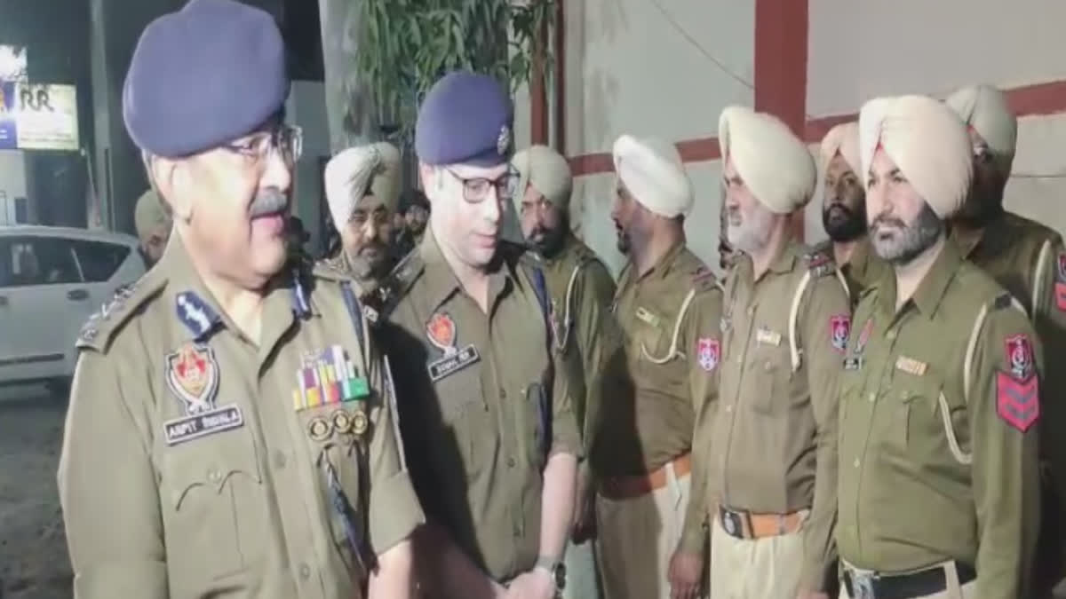 ਅੰਮ੍ਰਿਤਸਰ ਪਹੁੰਚੇ ADGP ਅਰਪਿਤ ਸ਼ੁਕਲਾ ਨੇ ਗੁਰਦਾਸਪੁਰ ਘਟਨਾ 'ਤੇ ਆਖੀ ਇਹ ਵੱਡੀ ਗੱਲ ADGP Arpit Shukla