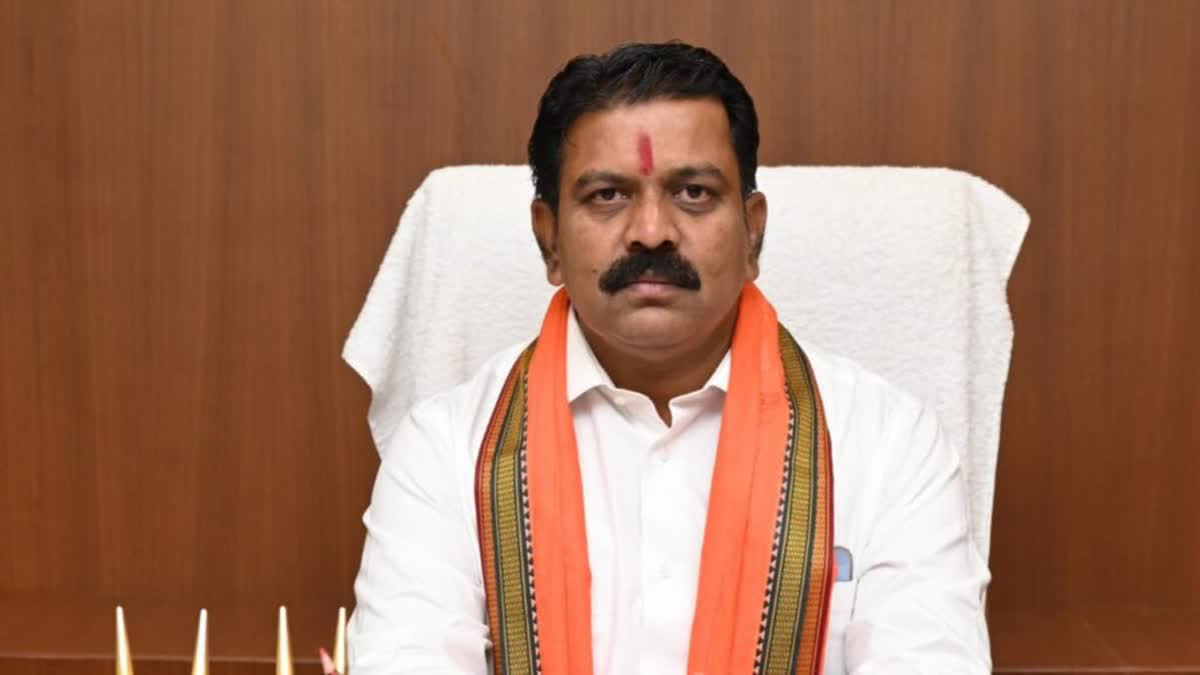 ବଲାଙ୍ଗିର-ବରଗଡ଼-ମହାସମୁନ୍ଦ ଡିଭିଜନର ମାଓବାଦୀଙ୍କ ପାଇଁ ଛତିଶଗଡ଼ ଉପମୁଖ୍ୟମନ୍ତ୍ରୀଙ୍କ ଅଡିଓ ବାର୍ତ୍ତା ଜାରି ପୁନଃବାସ କରୁଥିବା ଲୋକଙ୍କ ସୁରକ୍ଷା ସରକାର ସୁନିଶ୍ଚିତ କରିବେ- ଛତିଶଗଡ଼ ଉପମୁଖ୍ୟମନ୍ତ୍ରୀ ଶ୍ରୀ ବିଜୟ ଶର୍ମା