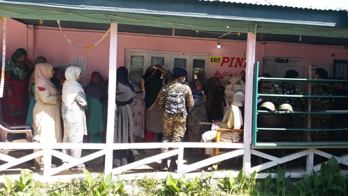 جموں و کشمیر میں ڈی ڈی سی کی پانچ سالہ میعاد منگل کو ختم ہو رہی ہے