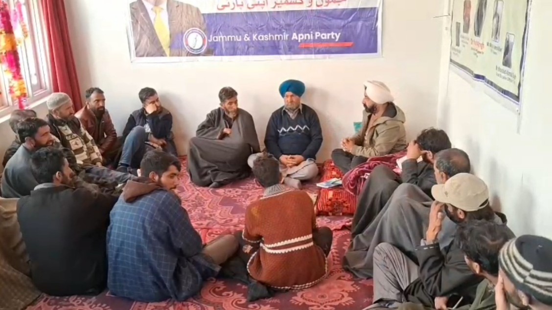 Political mafia duping Public in Tral says Dr Harbaksh Urdu News