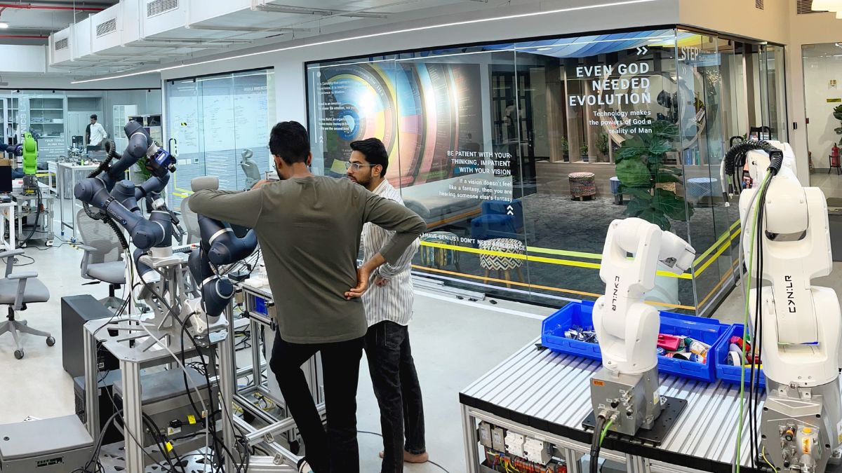 CynLr Claims Breakthrough in Real-Time Robotic Learning with OI System