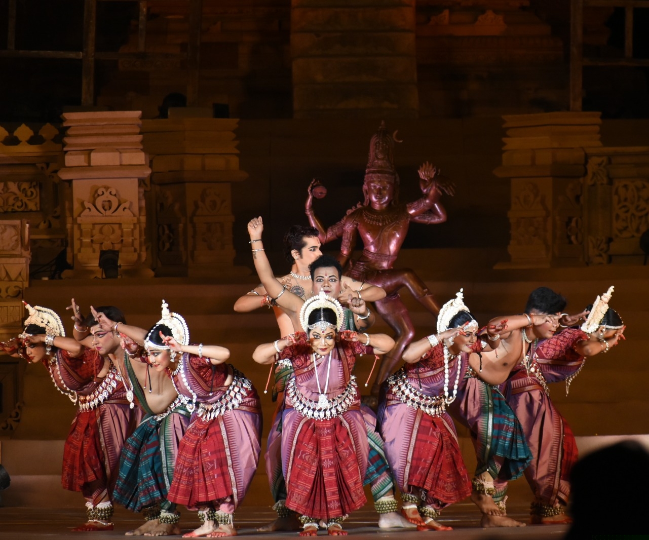 Manipuri Odissi and classical dance performance