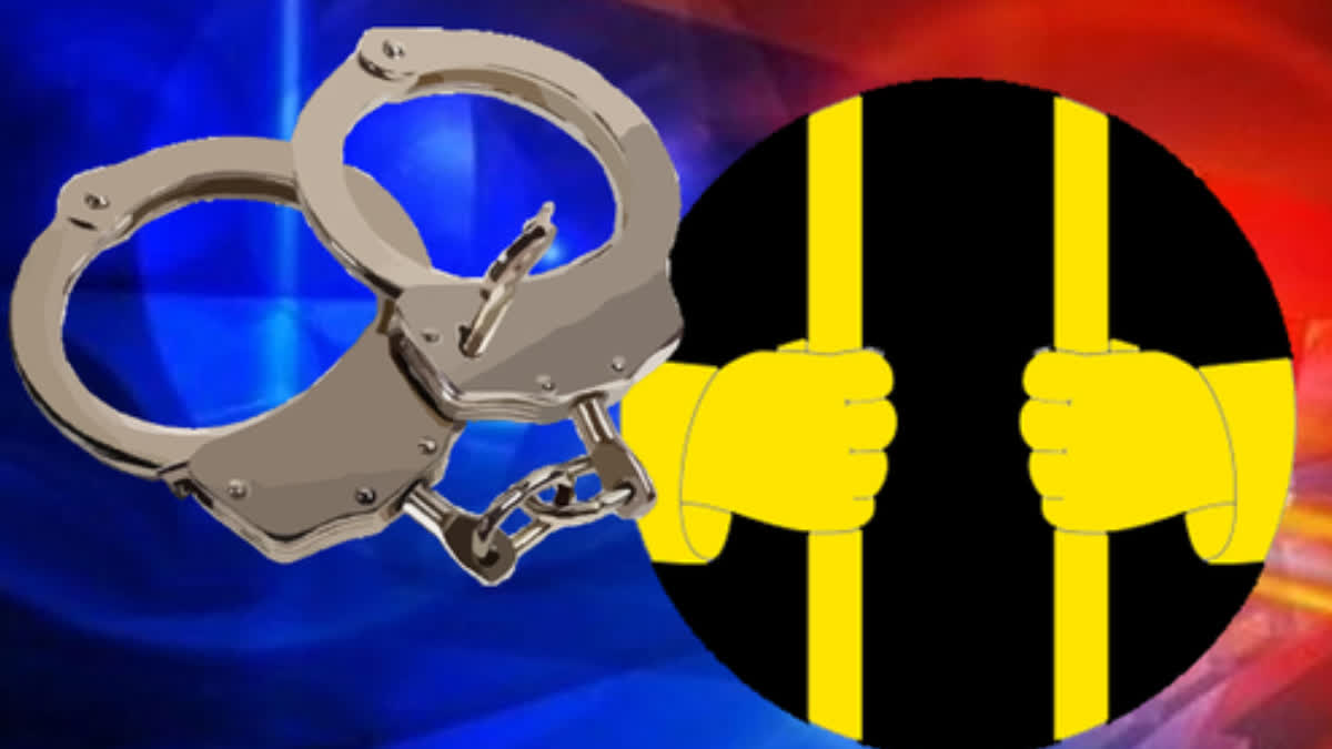 The accused targeted unemployed youth and low-paid workers, promising D-group court jobs.