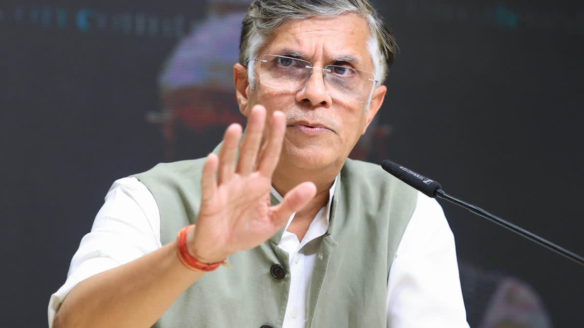 LPG Crisis In Country 'Modi Made' Disaster, Says Pawan Khera Senior Congress leader Pawan Khera on Monday said the shortage of LPG across the country owing to the ongoing West Asia conflict is a 'Modi made' disaster.